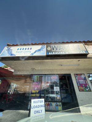 And 2 reserved parking spots so if you have 2+ jugs. You can ask for the kart to roll it down the little ramp next to your parked car !!!