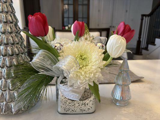 Christmas floral arrangement