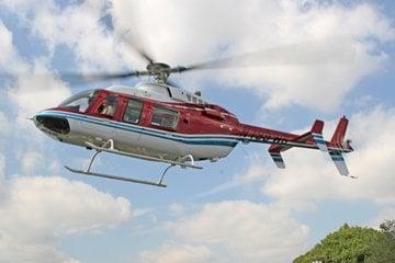 Helicopter lesson in Bell 407