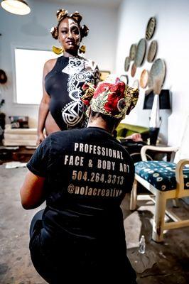 Beautiful Mother to be Ashley Hamilton and Summer Carter of NOLA Creative captured by photographer Jafar Pierre
body paint , face paint ,