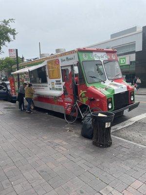 El Rey Del Taco Food Trucks