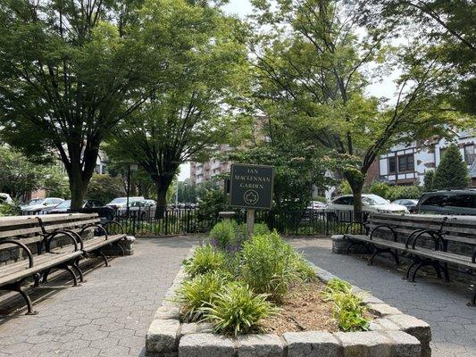 Ian Maclennan Garden