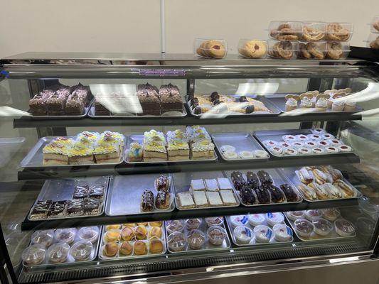 J & J paradise bakery