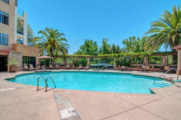 Michael Mastro, RLTR - Coldwell Banker Realty