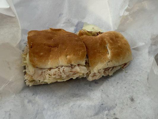 Vinny's Bakery & Deli LLC