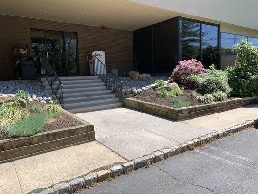 CNG Lawn and Landscaping