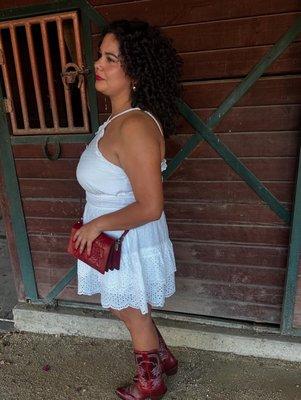 Yeni cut my hair few hours before this pic.