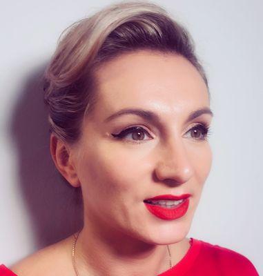 Leyla Erdinc Makeup Artist