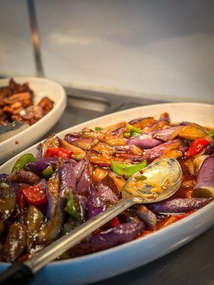 Egg plant in garlic sauce