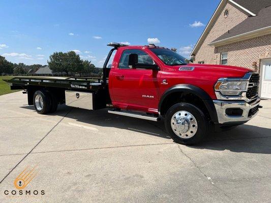 Cosmos Towing Service
