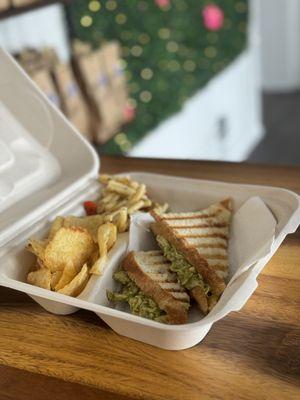 Pesto Chicken Sandwich, so Ono!!!