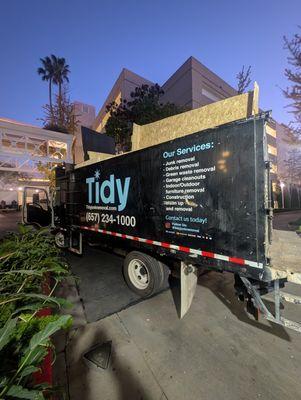 Commercial trash pick up