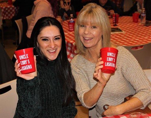 Youse gets these cheap red cups too's.