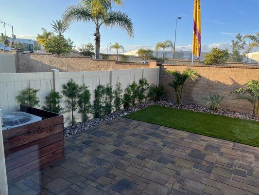 Left side featuring ac unit