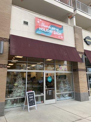 Triangle Pop-Up Shop