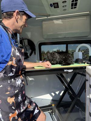 Mark and Yams during his grooming