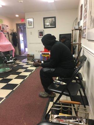 Always a line on Saturday, walk-in only. Get there early to get in the chair quick. Call during the week for an appointment