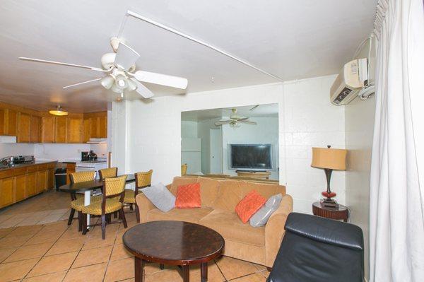 Hawaiian Ebbtide Hotel