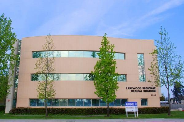 5750 Downey Ave. Lakewood Primary Care Medical Building in Lakewood CA 90712