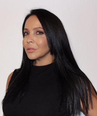 Marianela Muniz Broker Associate 18 years Experience