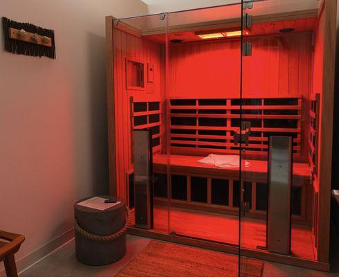 INFRARED SAUNA. Large enough to stretch, do your yoga or just relax!