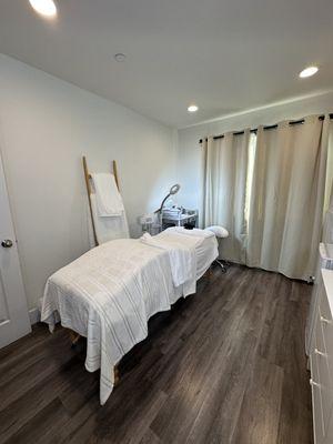 Vixens Skin And Cakes