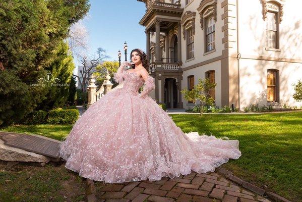 Faces By Ivonne Beauty Bar