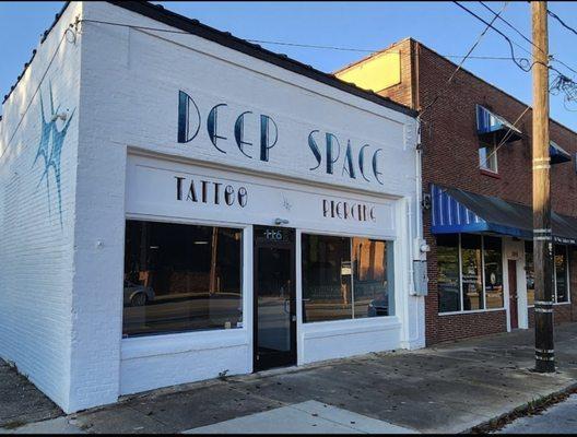 Deep Space Tattoo & Piercing