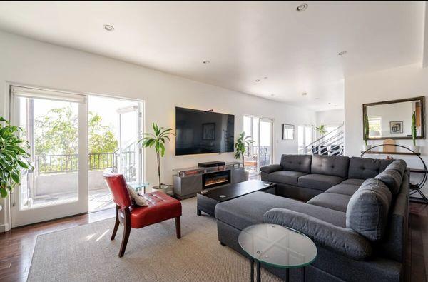 Two Tree Living room.