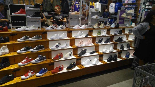 Champs Sports
