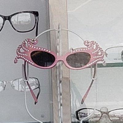 Brian J Singer & Ronald M Singer, OD