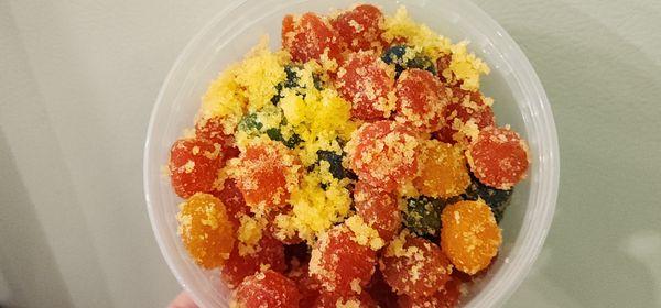 Sweet or sour mango Gushers