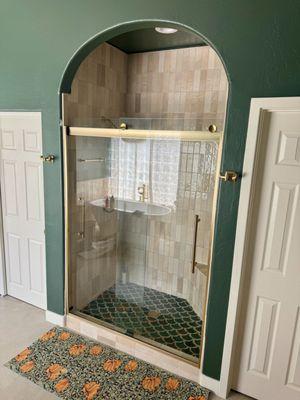 This homeowner wanted a drywall arch entry into their shower. We performed that and only the drywall on this one.