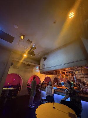 Scum & Villainy Cantina