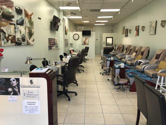 Inside of the Sun Nails