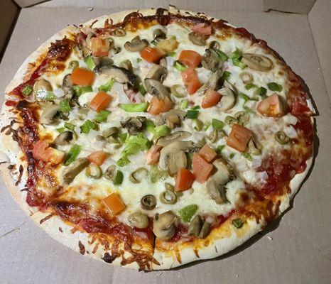 Medium veggie pizza