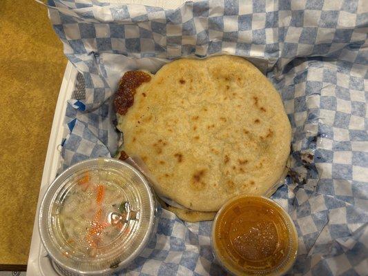 Pupusa Revuelta