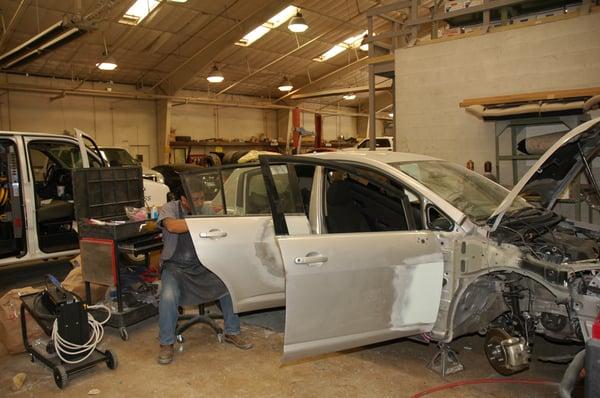 Gunn Collision Center - Northeast