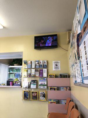 Watching coco at the drs office. Not busy today.