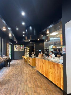 Kreation Juicery & Avoholic Bar - 8th Street LA