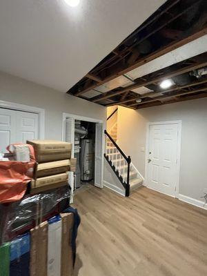 WATER DAMAGE IN CEILING DUE TO LEAKING PIPES