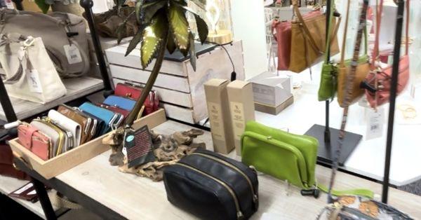 Mole Hole of Barefoot Landing