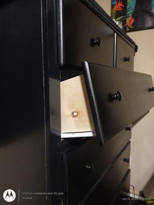 Landeros Furniture City