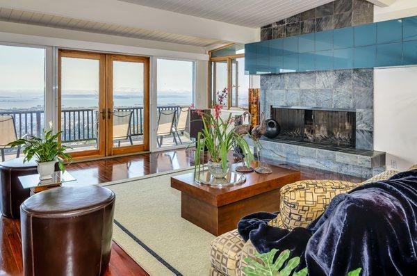 Stephanie Christmas - Keller Williams