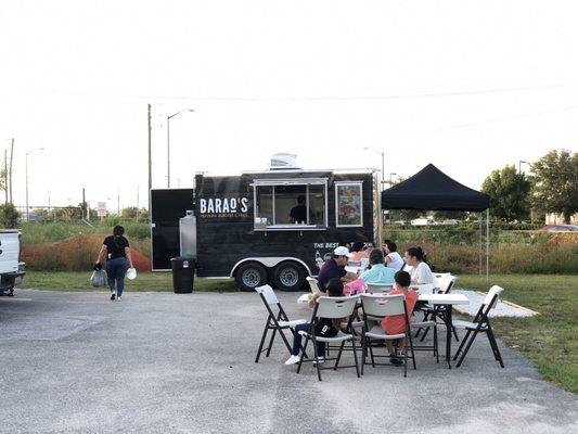 Bareo’s Pepiteria Burgers & Fries