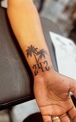 Palm trees & Numbers