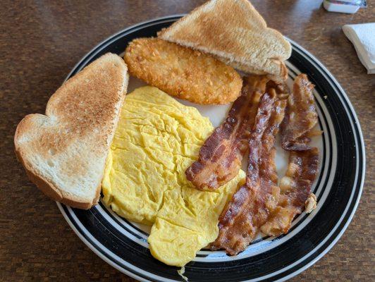 Classic breakfast with bacon