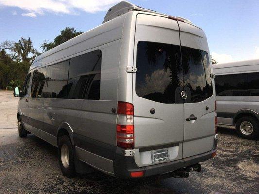 Pinnacle Sedan & Limo Services