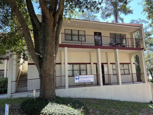 Orange Park Location has nursing and doctors