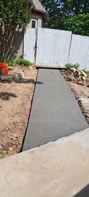 HG11 Roofing & Construction